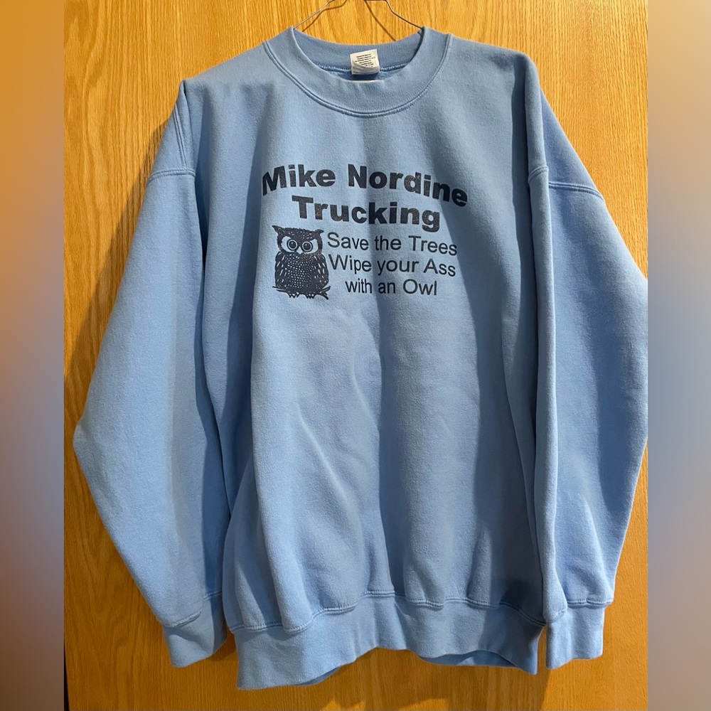 Gildan Novelty Sweatshirt Blue Size XL-Save a Tree. Wipe Your Ass With an Owl 🤪